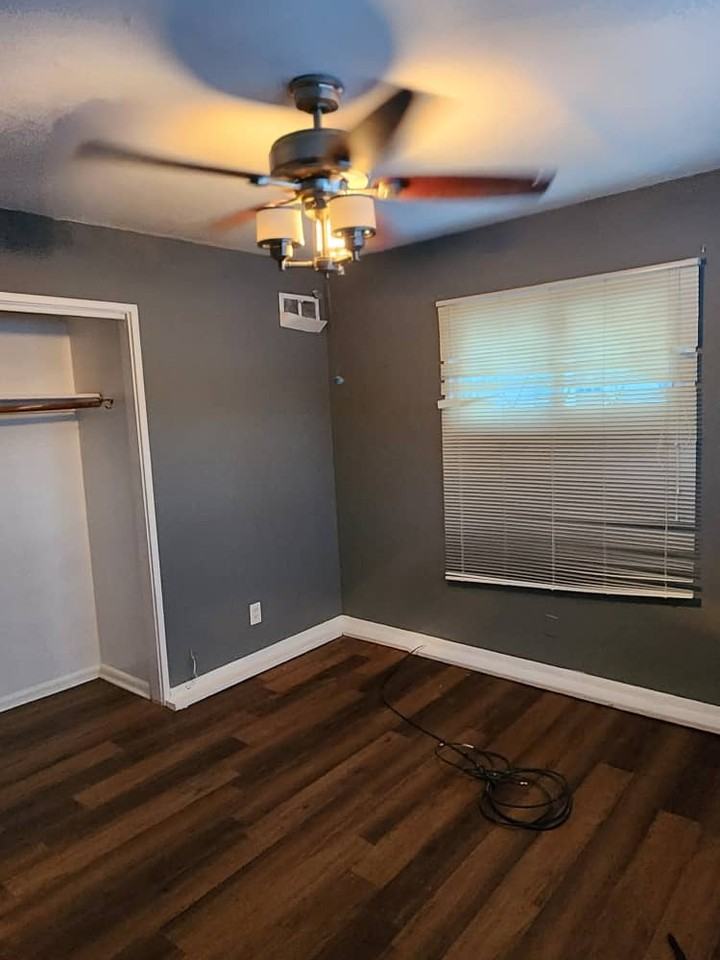 3827 E 151st St #NA - Photo 7 of 12