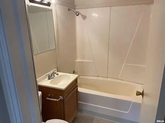 2210 N Flora Ave #NA - Photo 2 of 7