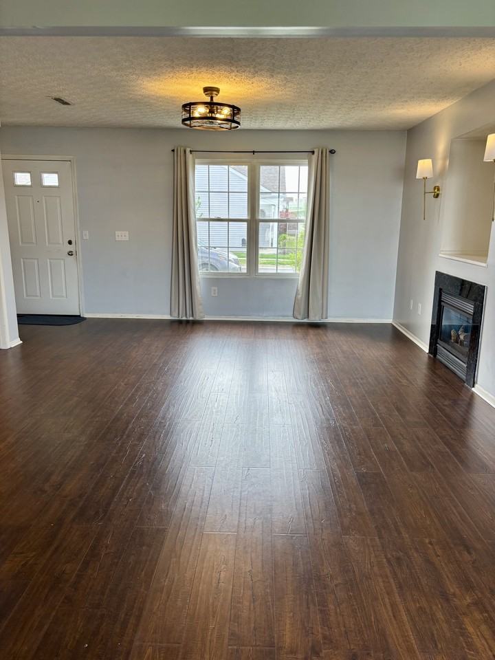 1970 Dumont St #NA - Photo 3 of 39