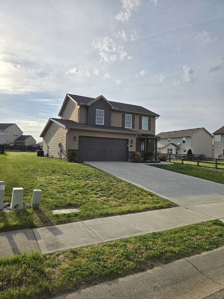 506 Sudbury Dr #NA - Photo 2 of 34
