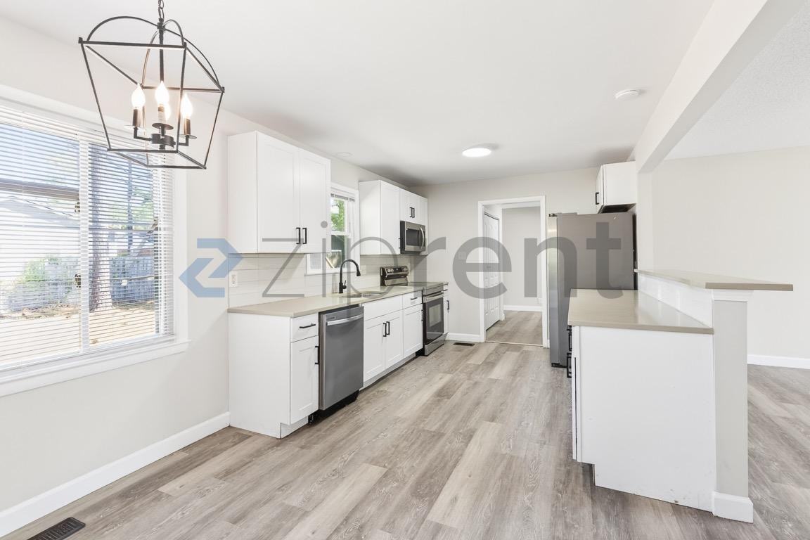 318 Nugget Ct - Photo 6 of 16