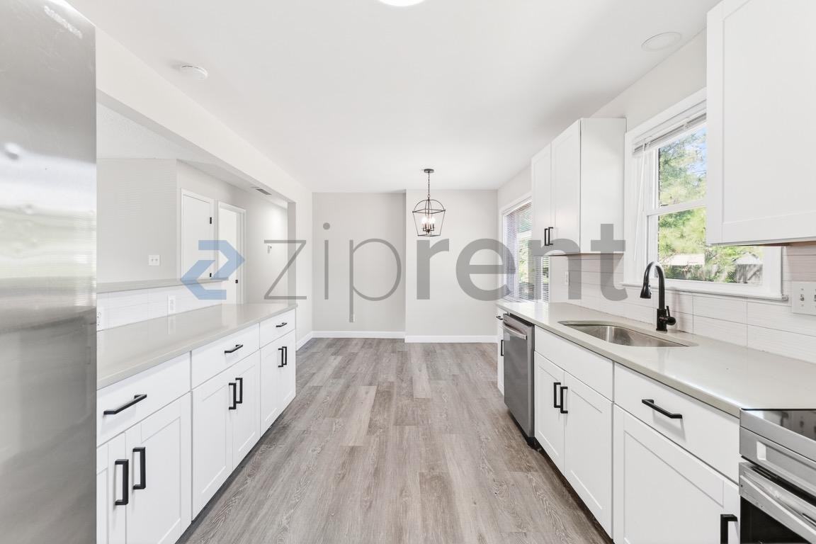 318 Nugget Ct - Photo 7 of 16
