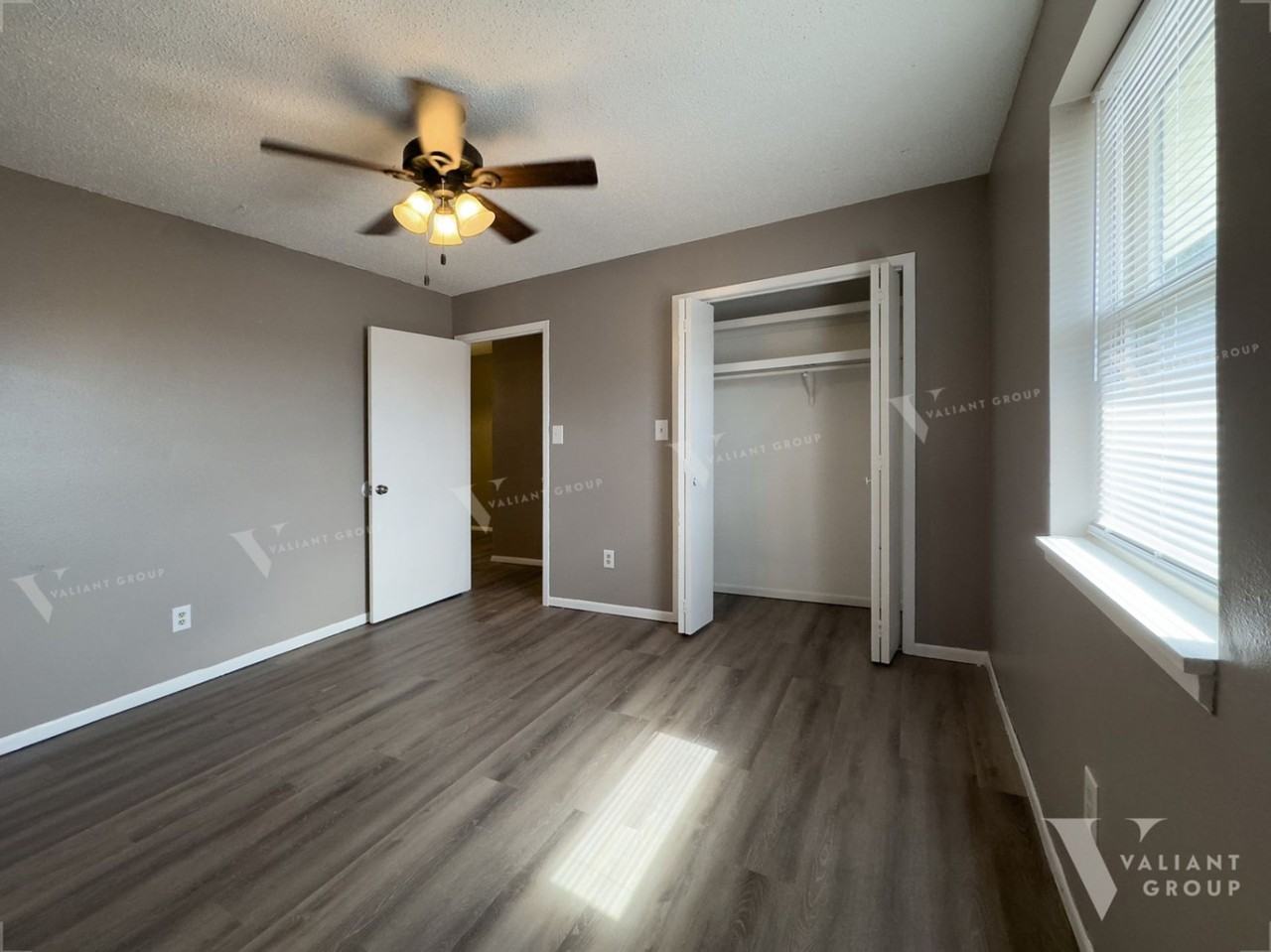 Oakwood Apartments - Photo 4 of 11