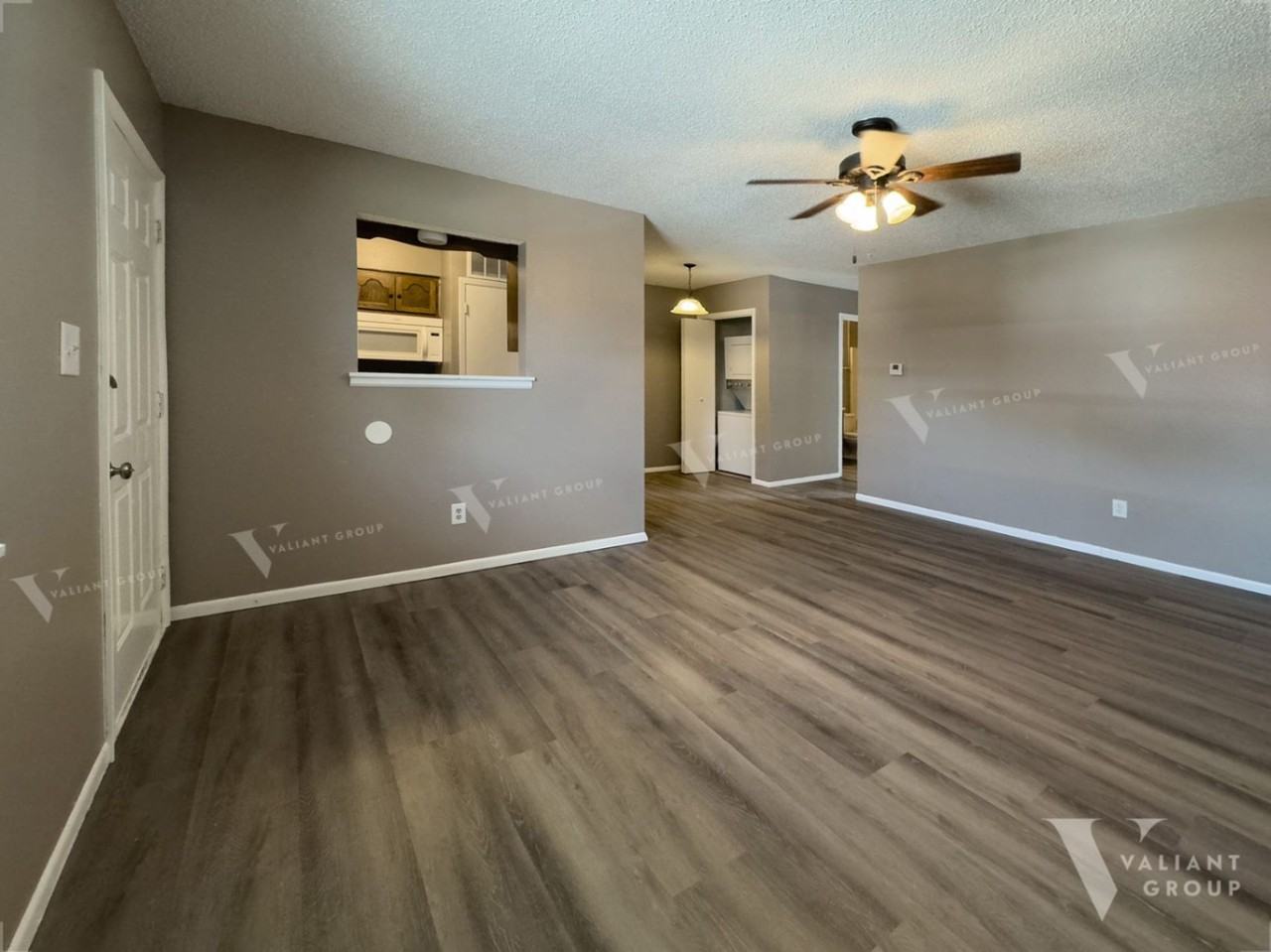Oakwood Apartments - Photo 6 of 11