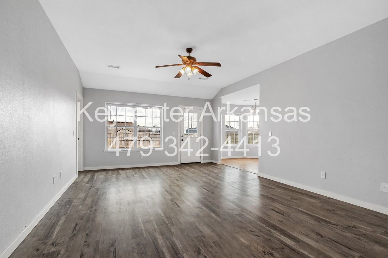 2520 D J Duvall Dr - Photo 5 of 25