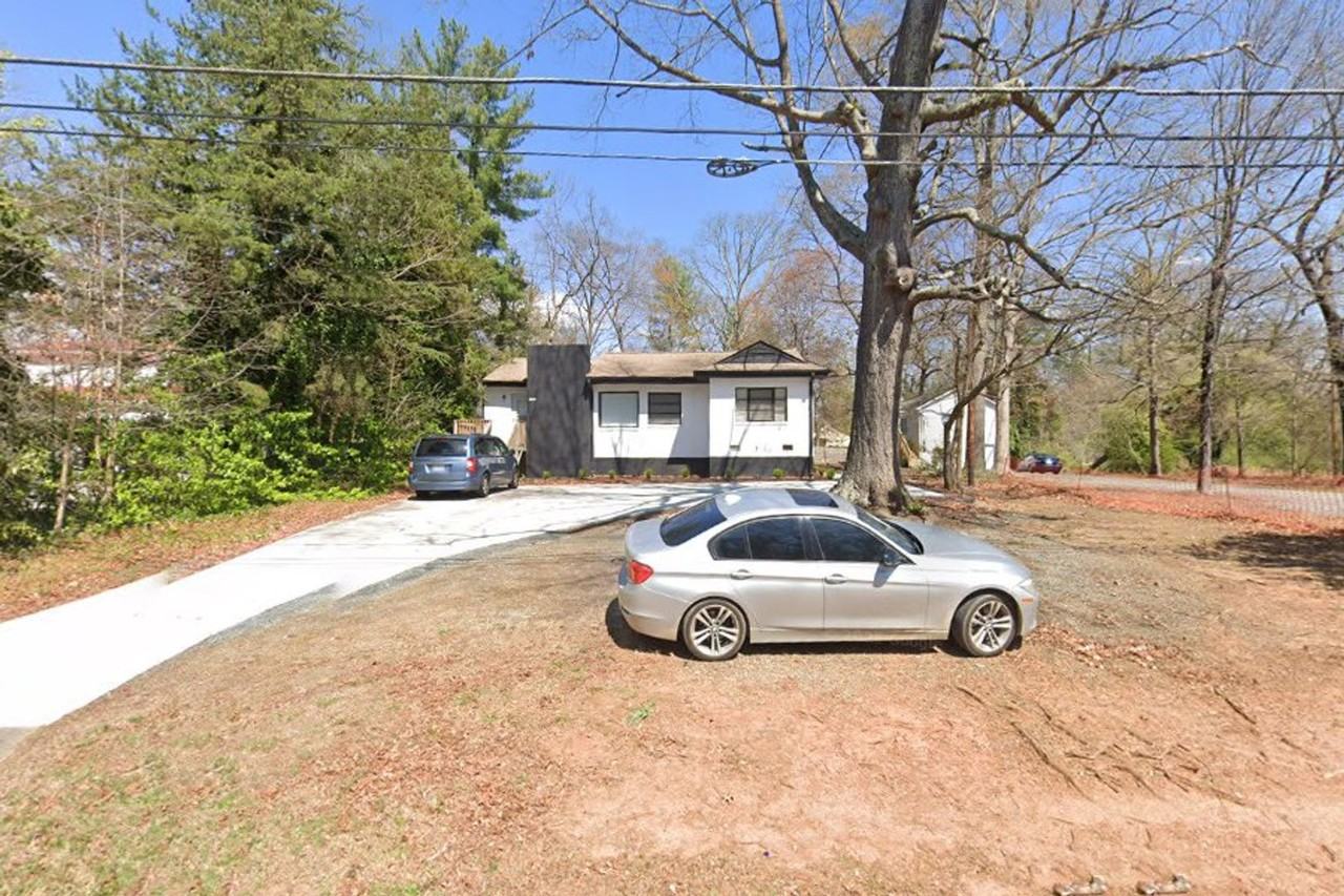 3261 University Pkwy - Photo 2 of 11