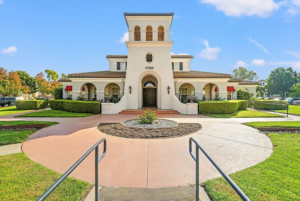 Tierra Vista - Photo 2 of 50