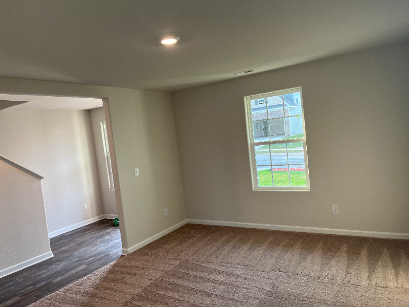 712 Fauna St - Photo 5 of 35