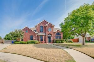 featured image of 463 Lakehurst Dr