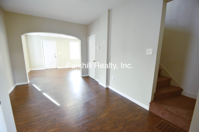 508 Broad St - Photo 4 of 10