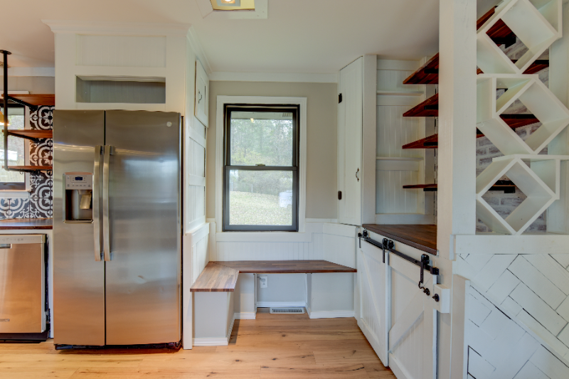 551 Bonerwood Dr - Photo 6 of 30