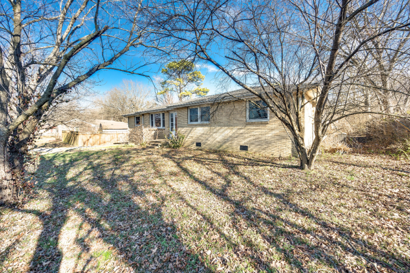 5122 Edmondson Pike - Photo 3 of 27