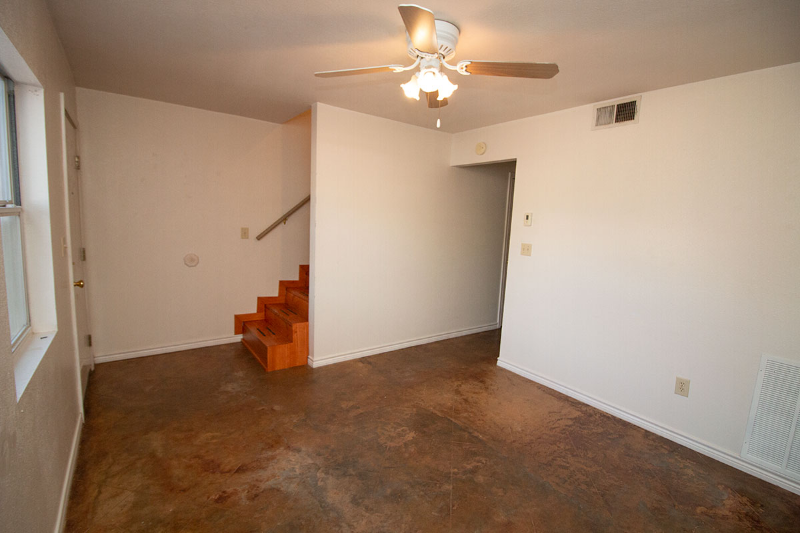 114 Scofield Ave #103 - Photo 3 of 14