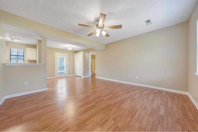 210 Tinkerview Dr - Photo 5 of 16