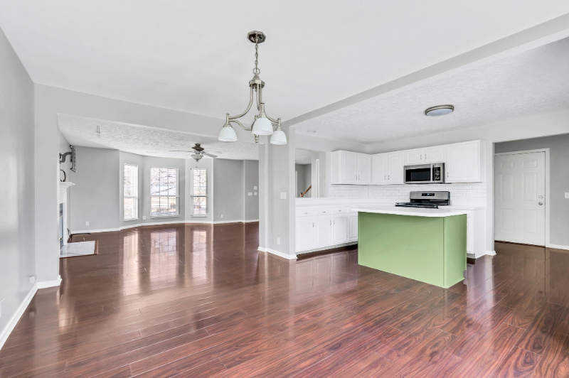 121 Deer Ridge Ln - Photo 3 of 20