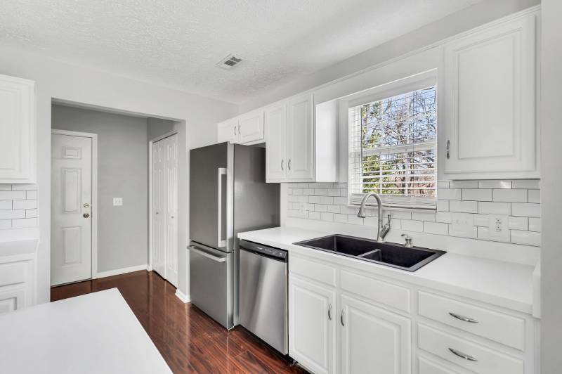 121 Deer Ridge Ln - Photo 5 of 20