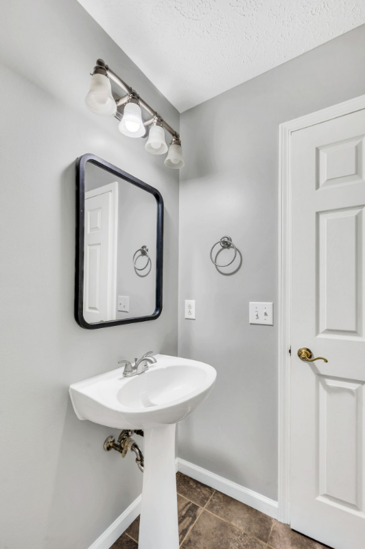 121 Deer Ridge Ln - Photo 7 of 20