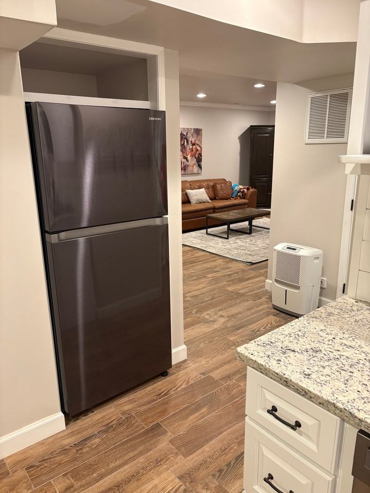 18 Bayberry Ln #101 - Photo 4 of 10