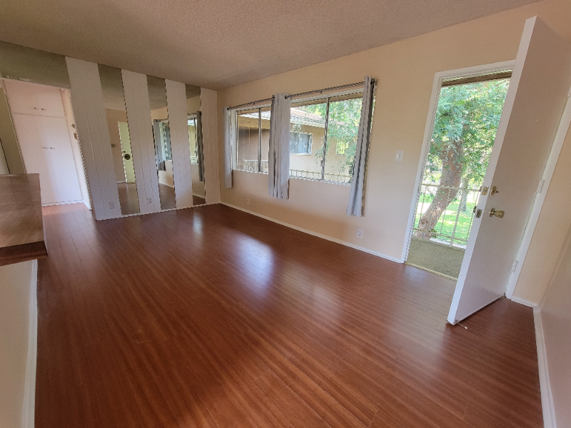 13530 Leadwell St #8 - Photo 6 of 19