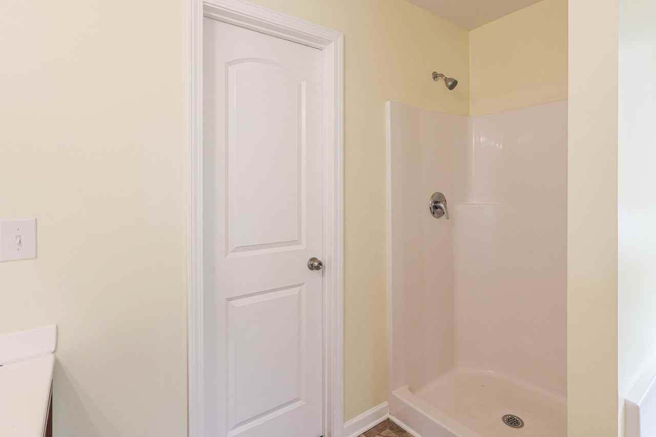 1562 Onalee Dr - Photo 4 of 20