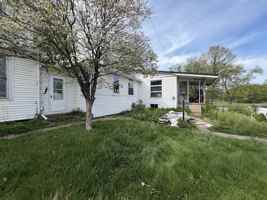 featured image of 119 Vaughn St