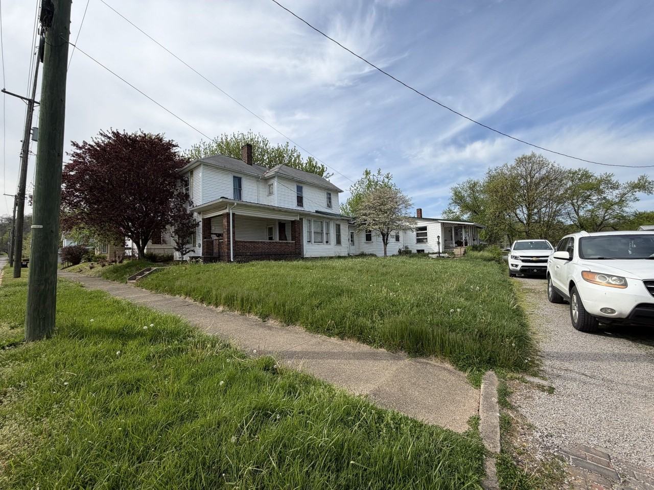 119 Vaughn St - Photo 3 of 8