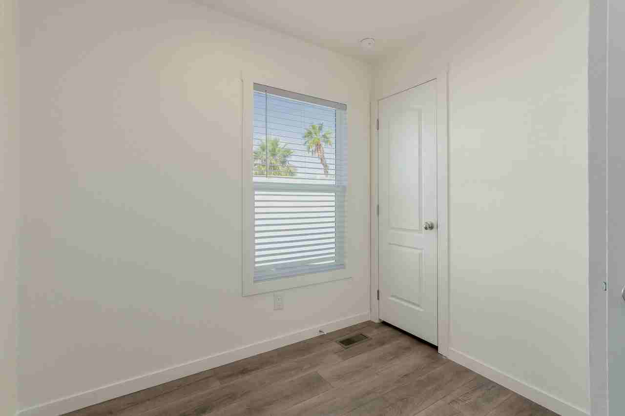 5201 W Camelback Rd - Photo 7 of 12