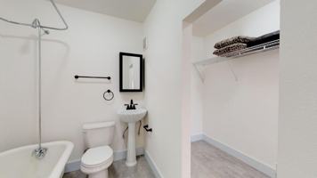 featured image of 1122 N 6th St