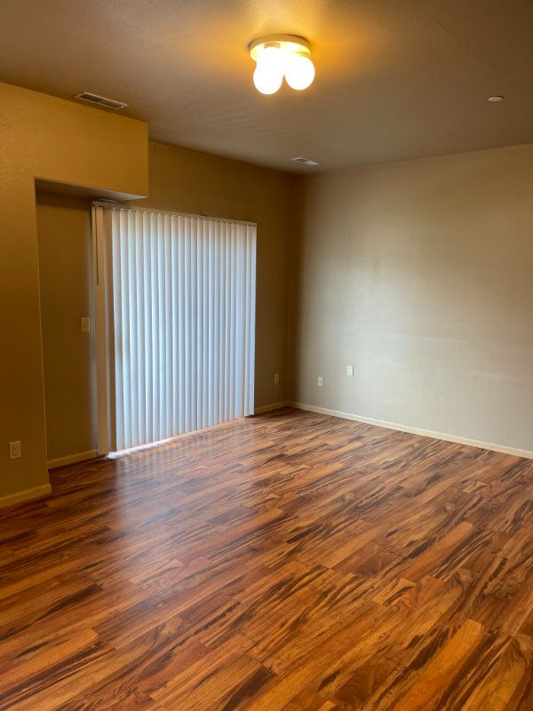 404 S Johnson St #5 - Photo 5 of 19