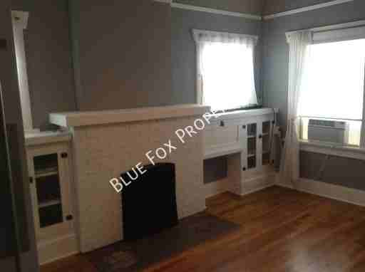 235 N Jacobus Ave - Photo 4 of 18