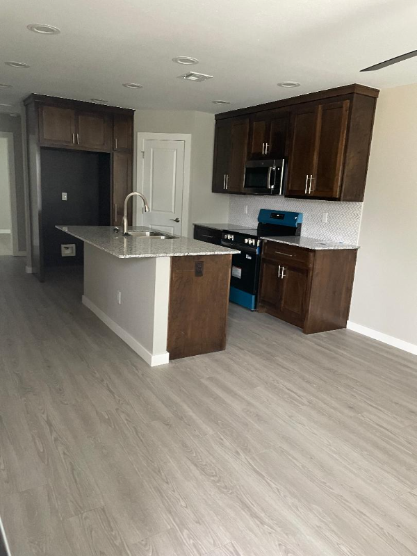 238 E Young Pl #A - Photo 4 of 10