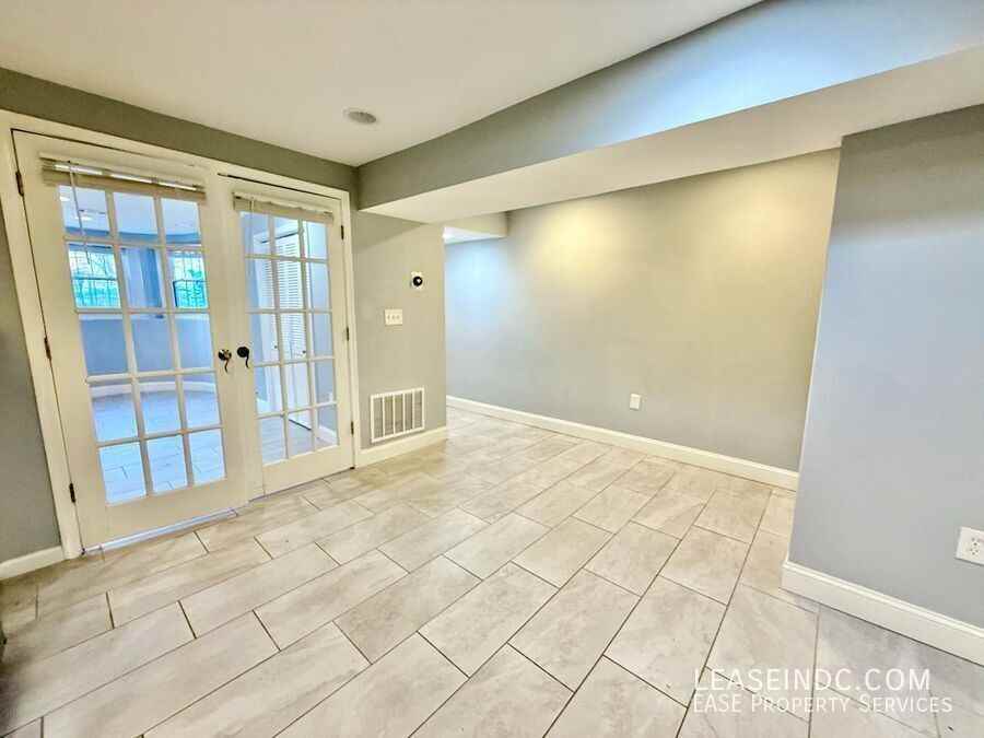 55 Quincy Pl Nw #B - Photo 7 of 15