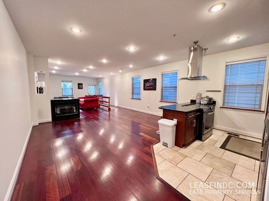 3573 Warder St Nw #4 - Photo 2 of 23