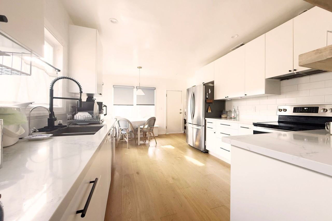 1120 Masonic Ave - Photo 3 of 7