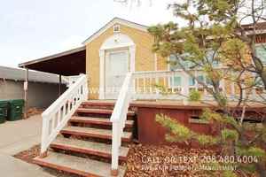 featured image of 422 S Hayes Ave #B