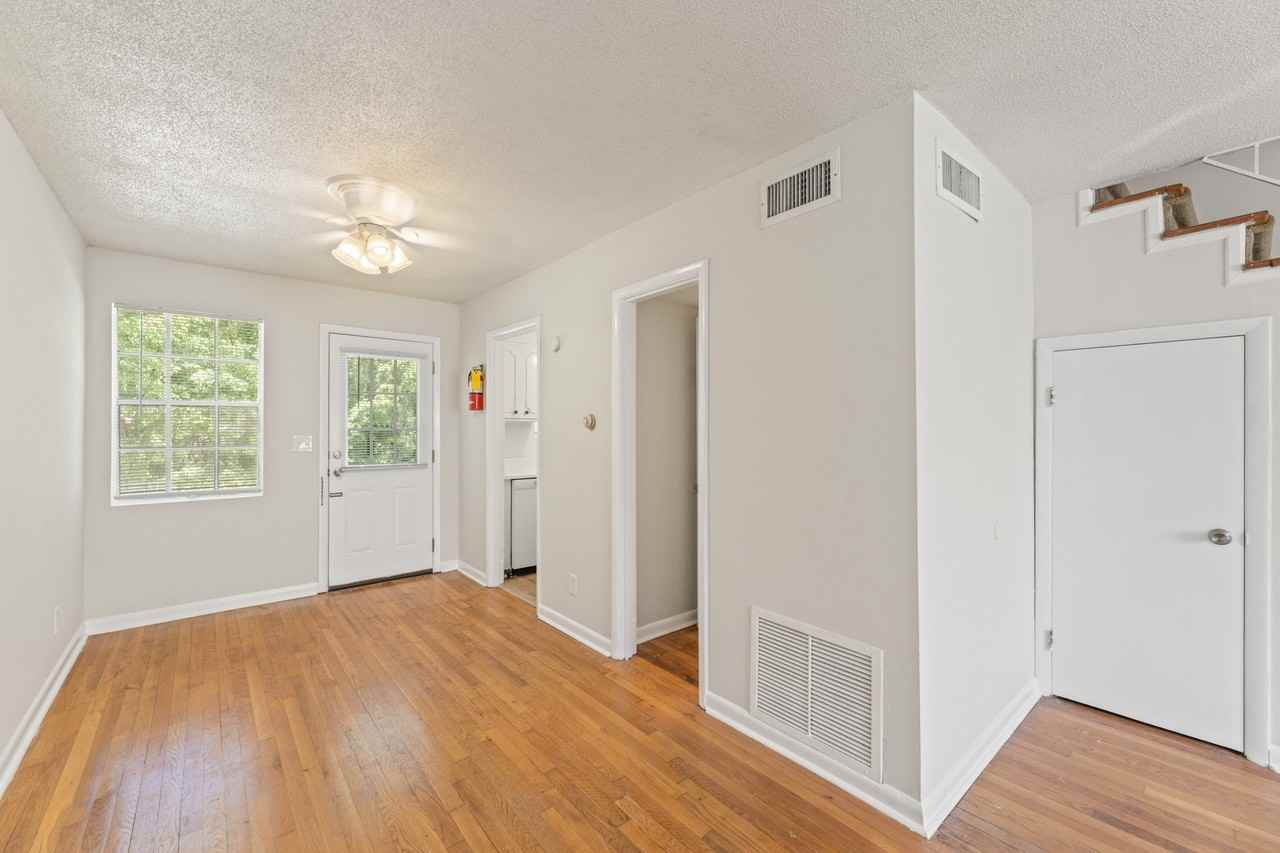 1400 Church St #K - Photo 5 of 13