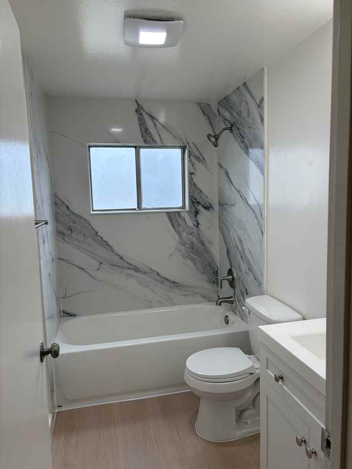 1701 Carver Ct #2 - Photo 5 of 8