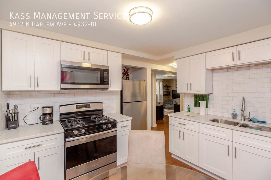 4932 N Harlem Ave #4932BE - Photo 4 of 7