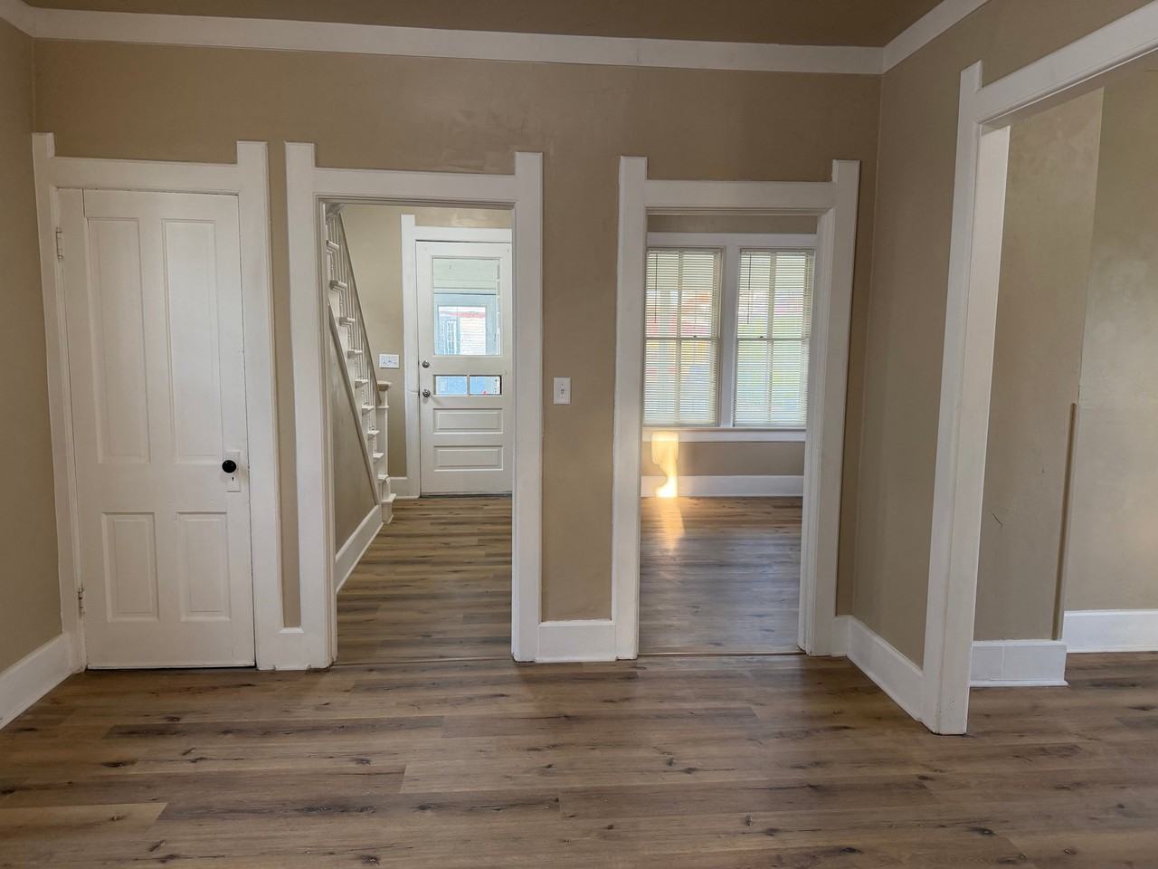 708 N 10th St - Photo 3 of 13