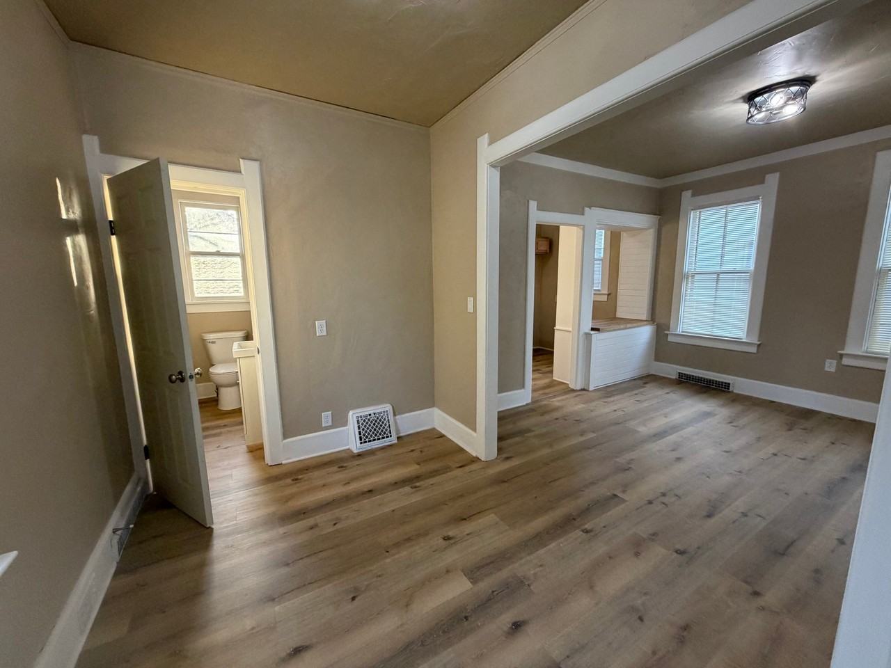 708 N 10th St - Photo 5 of 13