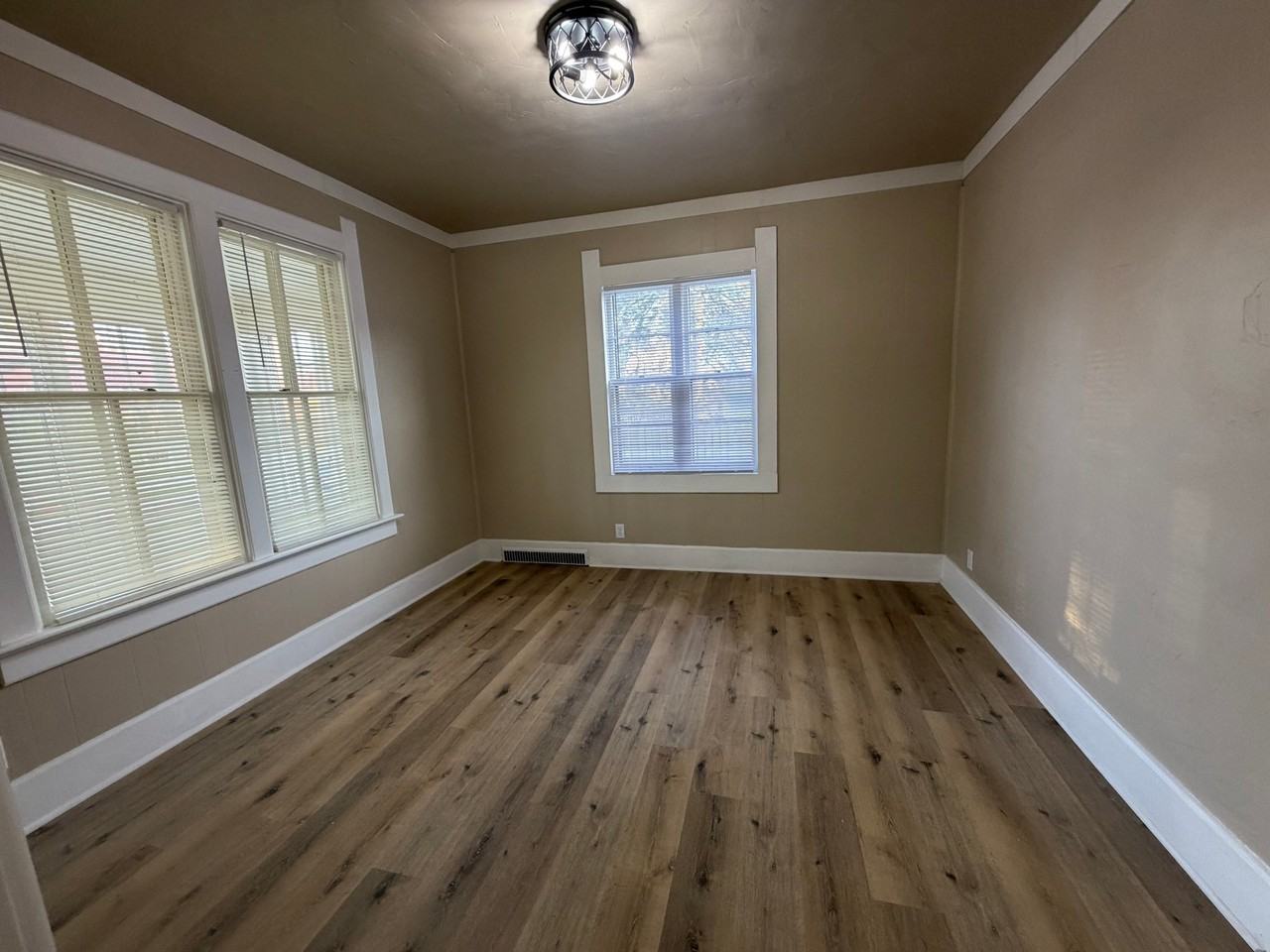 708 N 10th St - Photo 6 of 13