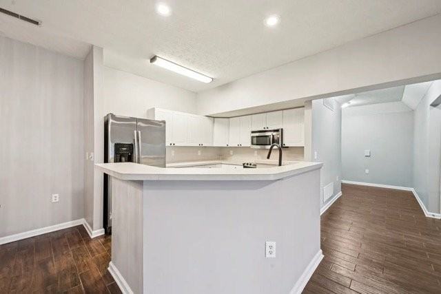 4611 Sandhurst St - Photo 5 of 14