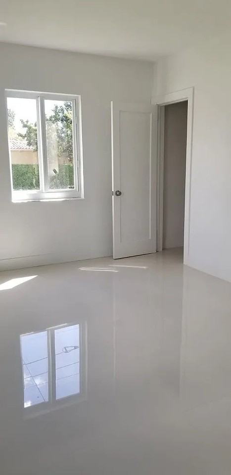 6436 Sw 32nd St - Photo 2 of 10