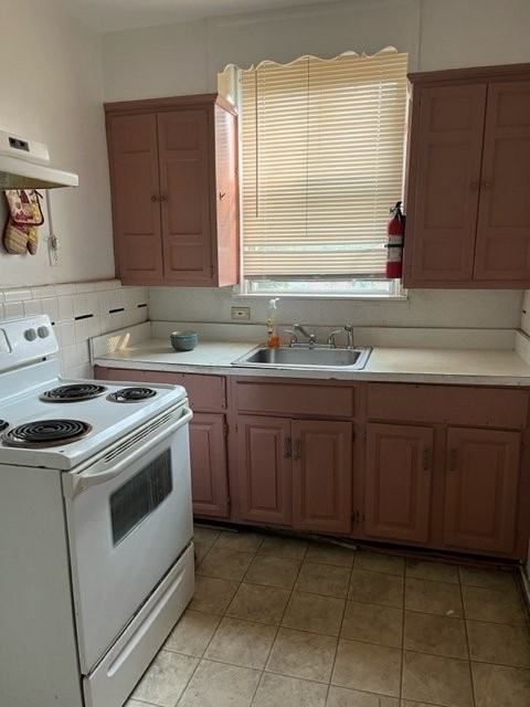 1524 Magee Ave - Photo 2 of 3