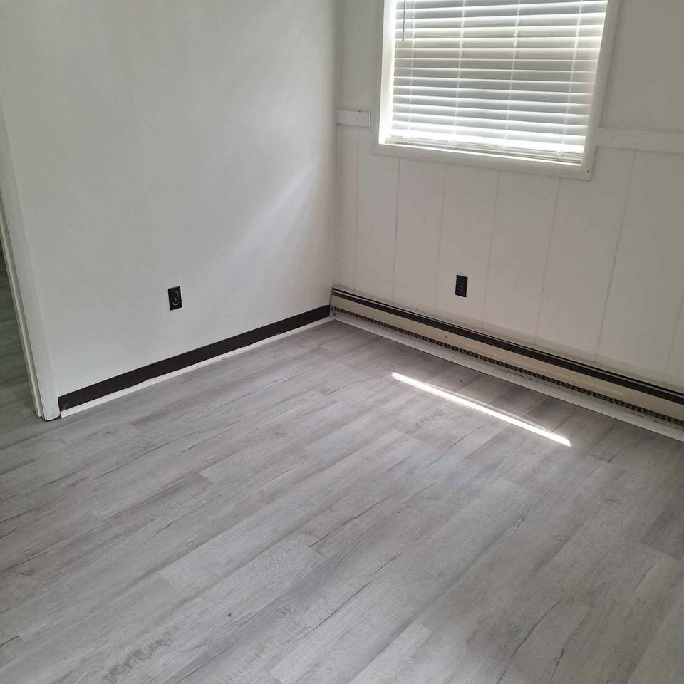 232 W Main St #6