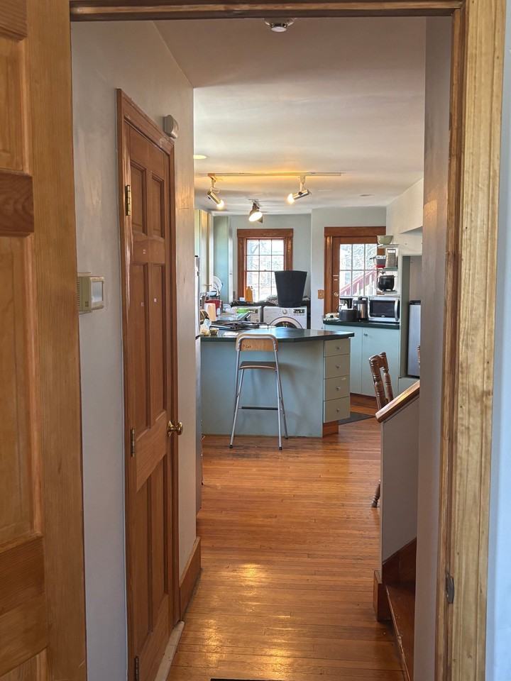 1446 Cambridge St #2 - Photo 7 of 13