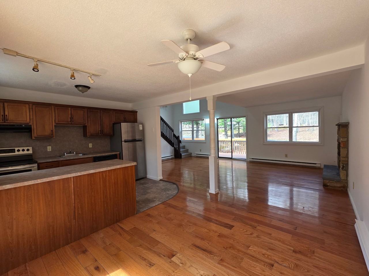 362 Somerset Dr - Photo 6 of 12