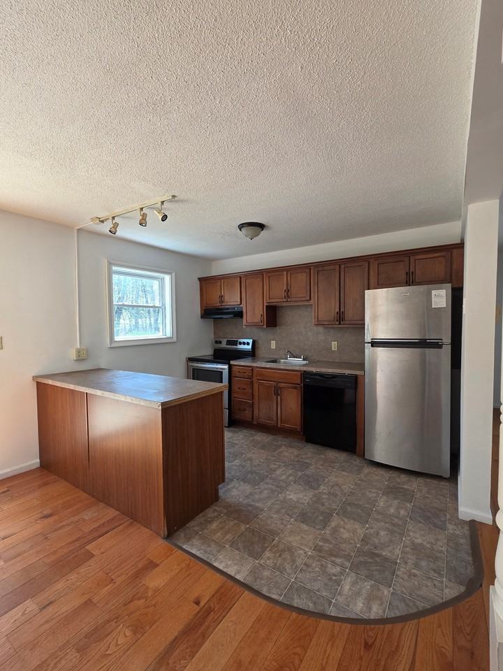 362 Somerset Dr - Photo 7 of 12