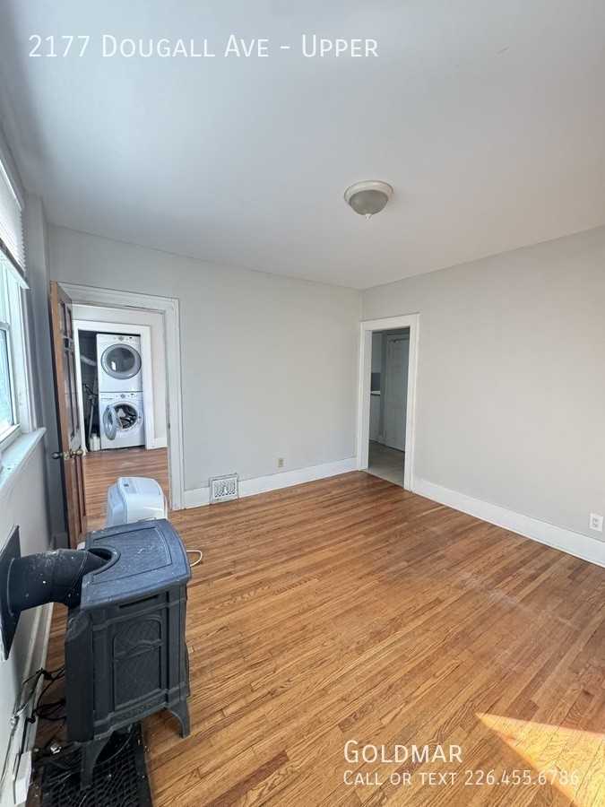 2177 Dougall Ave Uppr - Photo 4 of 16