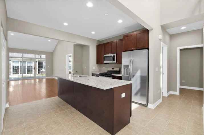 713 Verandah Dr - Photo 2 of 18